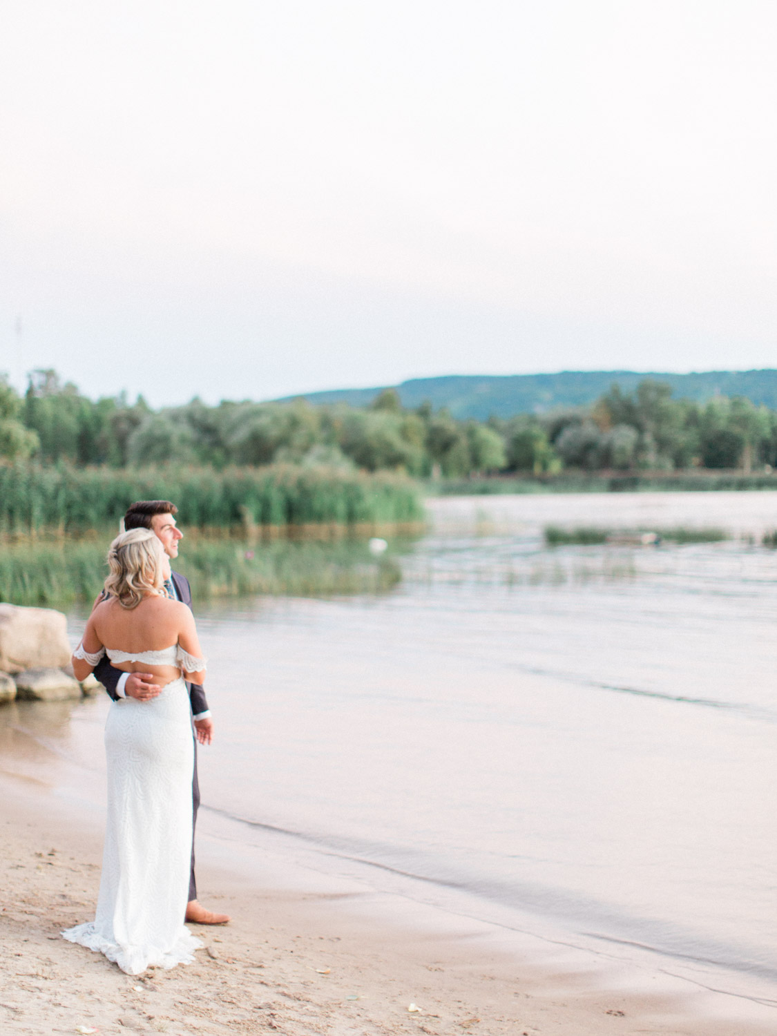 toronto-collingwood-photographer-intimate-tropical-summer-backyard-waterfront-wedding 2018-808.jpg