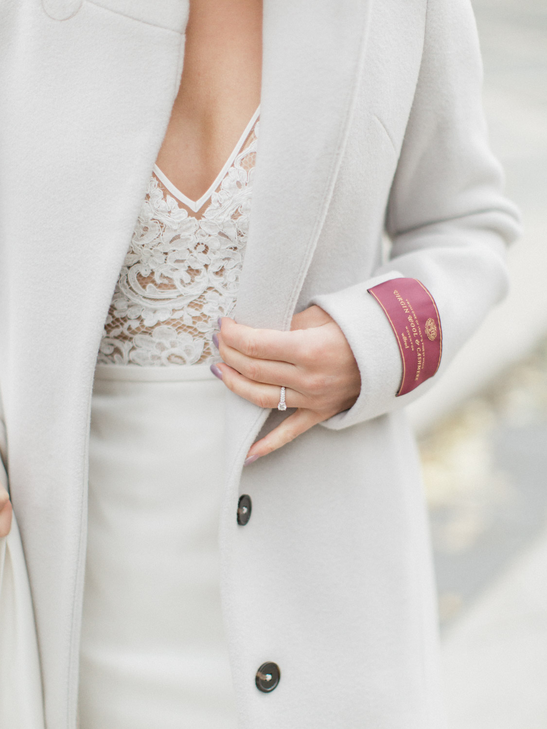 winter bridal style in Toronto. Captured by Toronto wedding photographer Cornn Fowler Photography