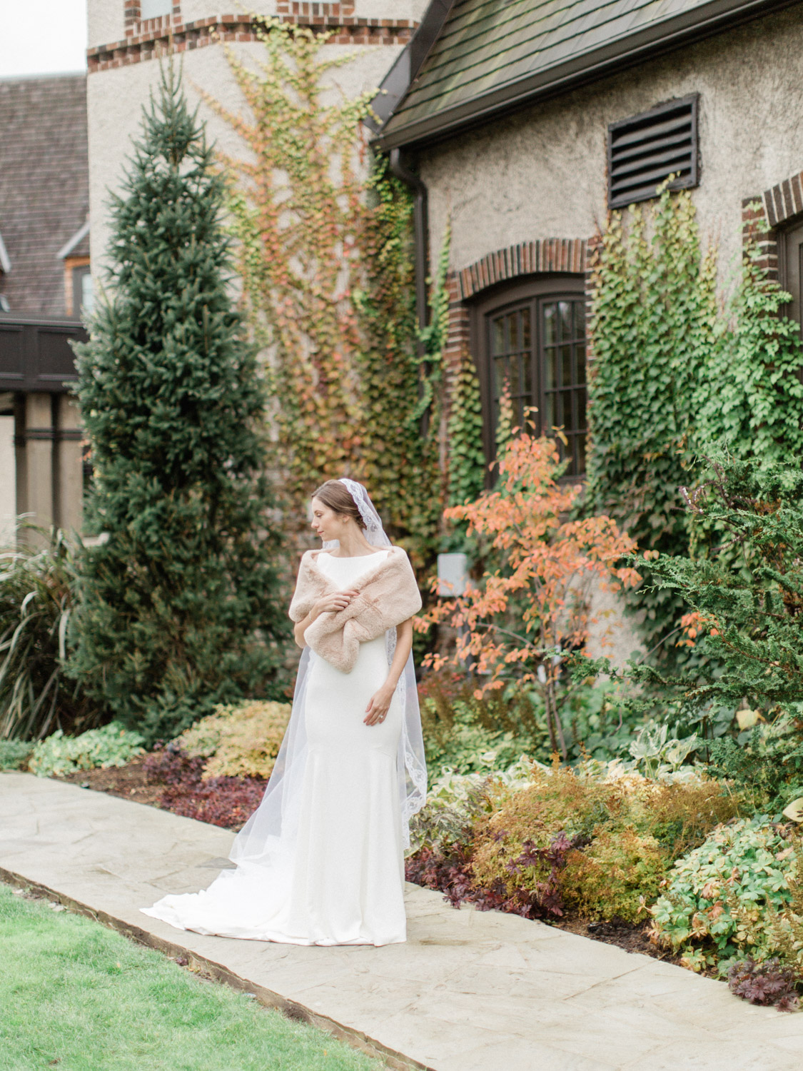 Toronto wedding photography, fall, jewish wedding at St George's Golf Club