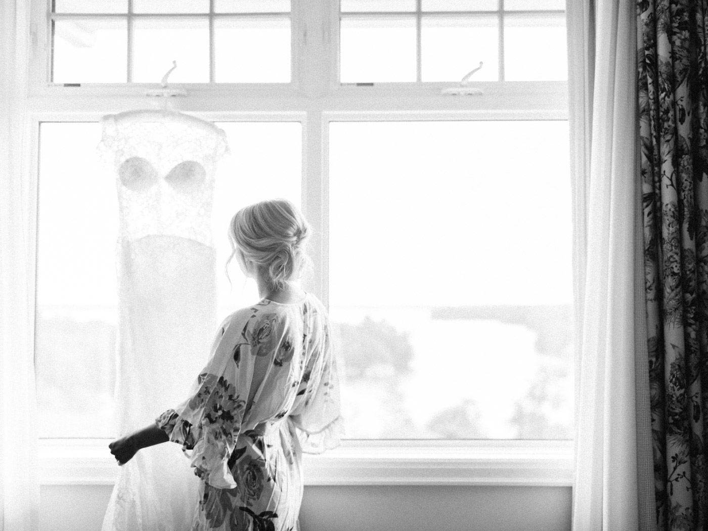 Toronto-Muskoka-wedding-photographer-summery-fun-documentary-the-marriott-rosseau16.jpg