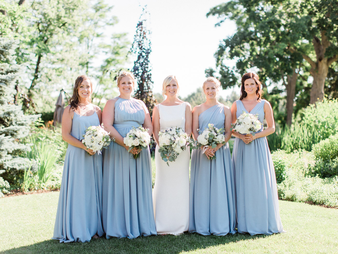 Photographs from an elegant yet relaxed summer wedding at The Thornhill Golf and Country Club, by Toronto Wedding Photographer Corynn Fowler Photography