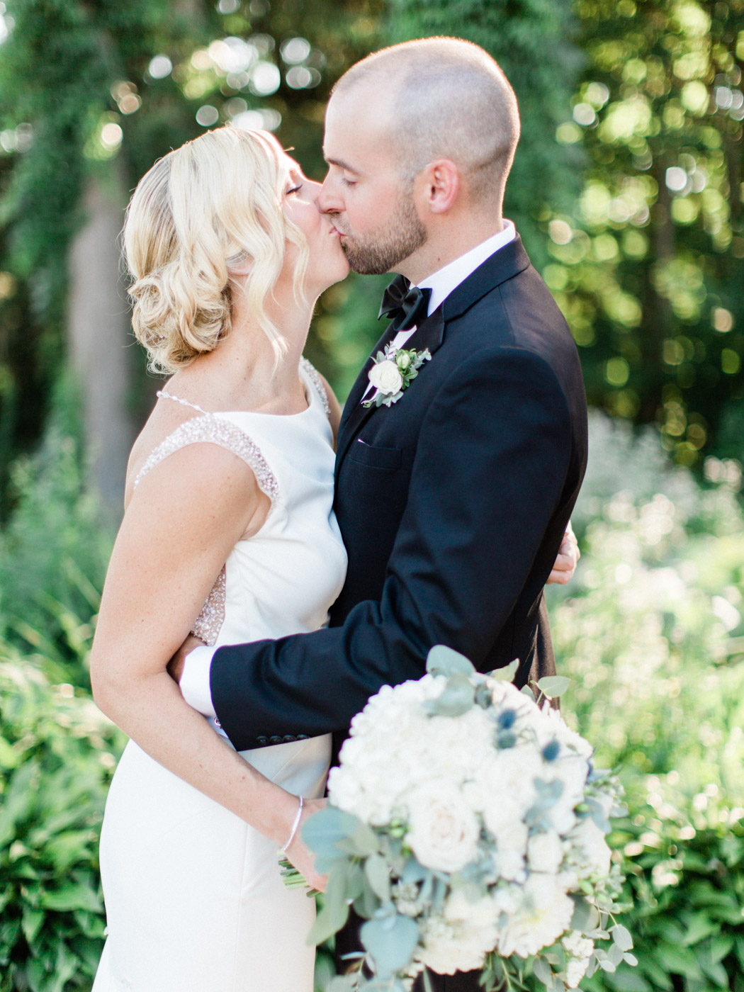 Photographs from an elegant yet relaxed summer wedding at The Thornhill Golf and Country Club, by Toronto Wedding Photographer Corynn Fowler Photography