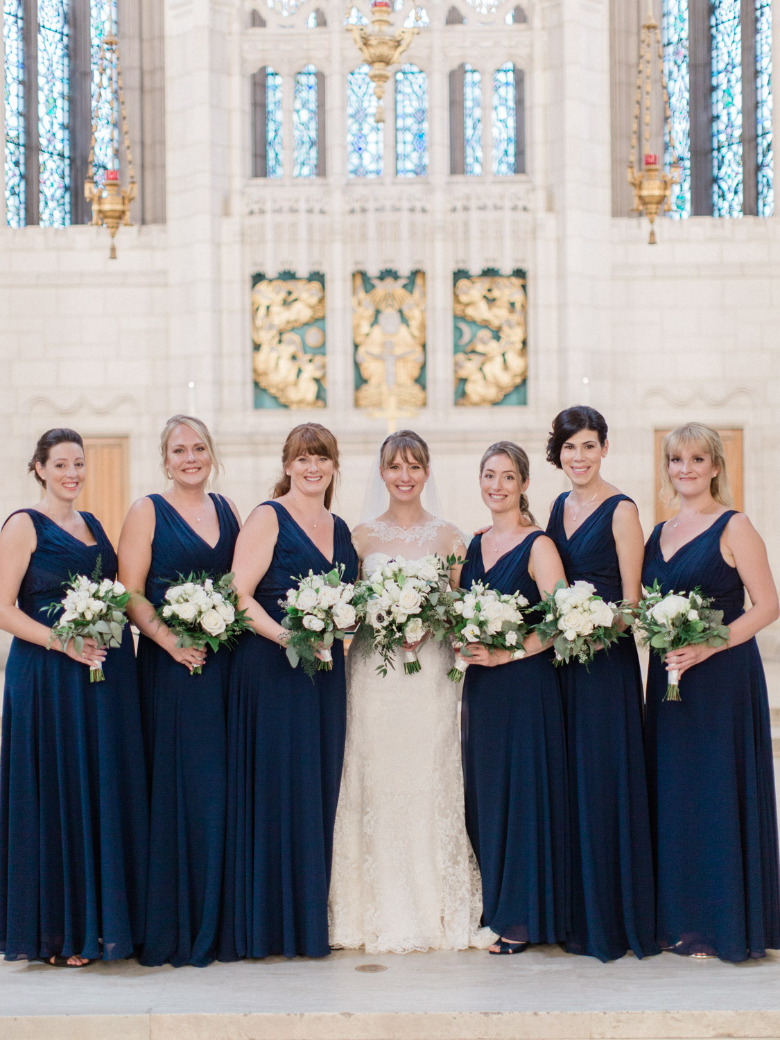Toronwo-wedding-photographer-classic-documentary-downtown-wedding-the-royal-conservatory-trinity-chapel_uoft49.jpg