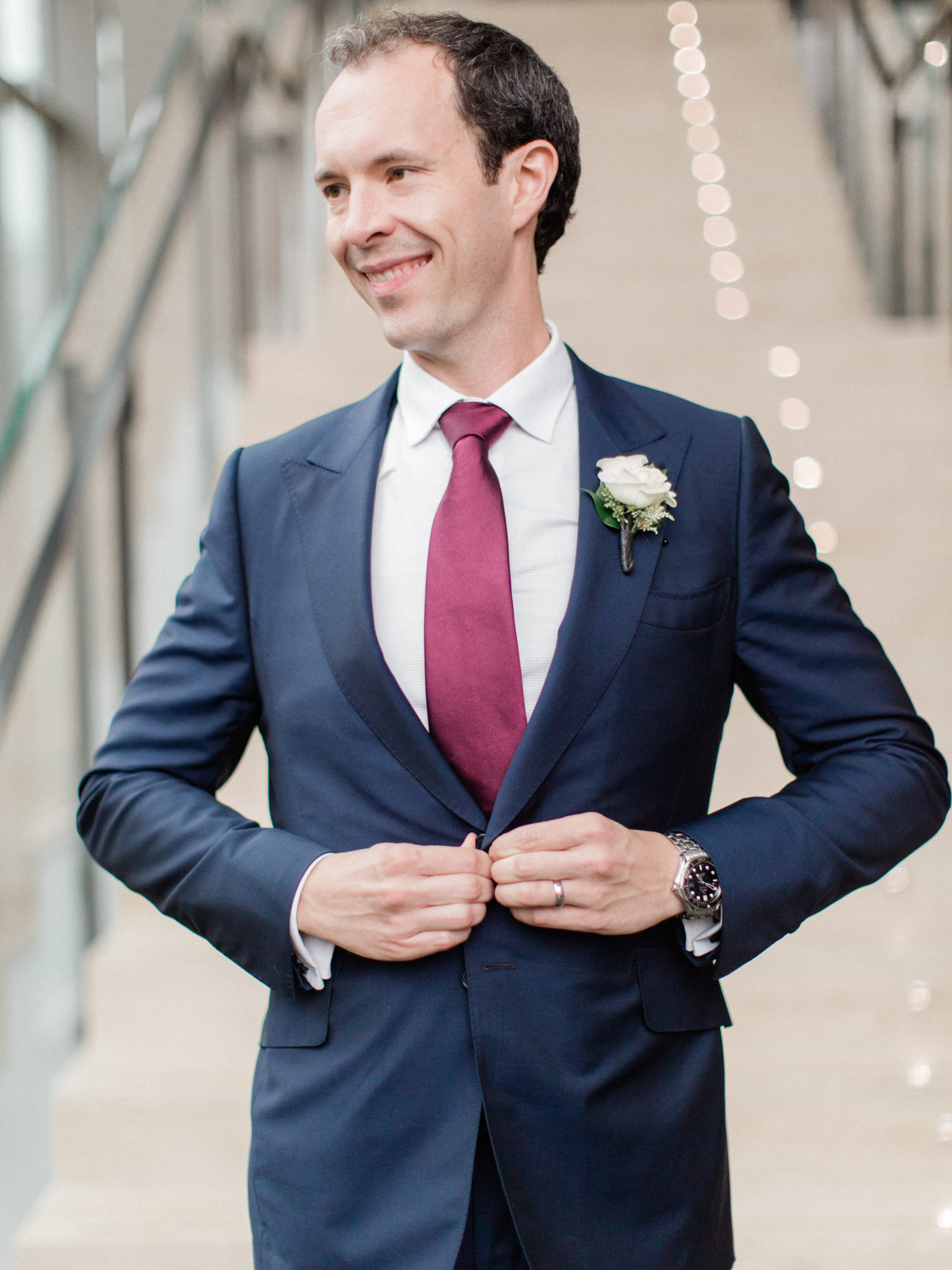 Toronwo-wedding-photographer-classic-documentary-downtown-wedding-the-royal-conservatory-trinity-chapel_uoft84.jpg