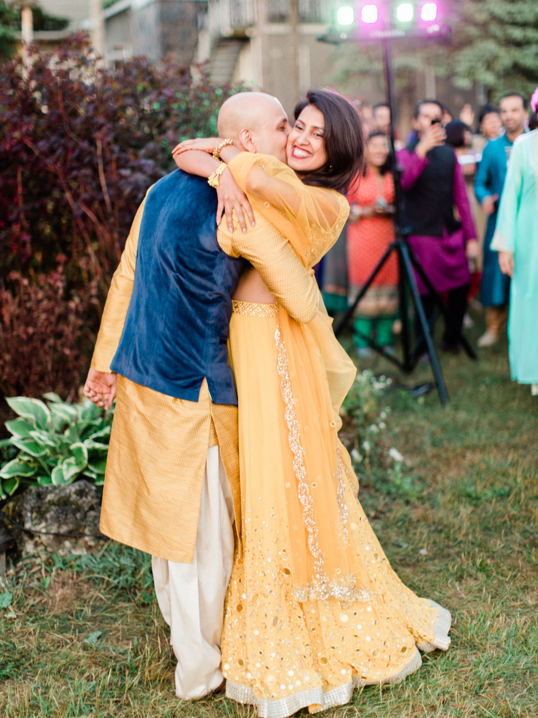Toronto-Collingwood-wedding-photographer-indian-wedding-documentary22.jpg