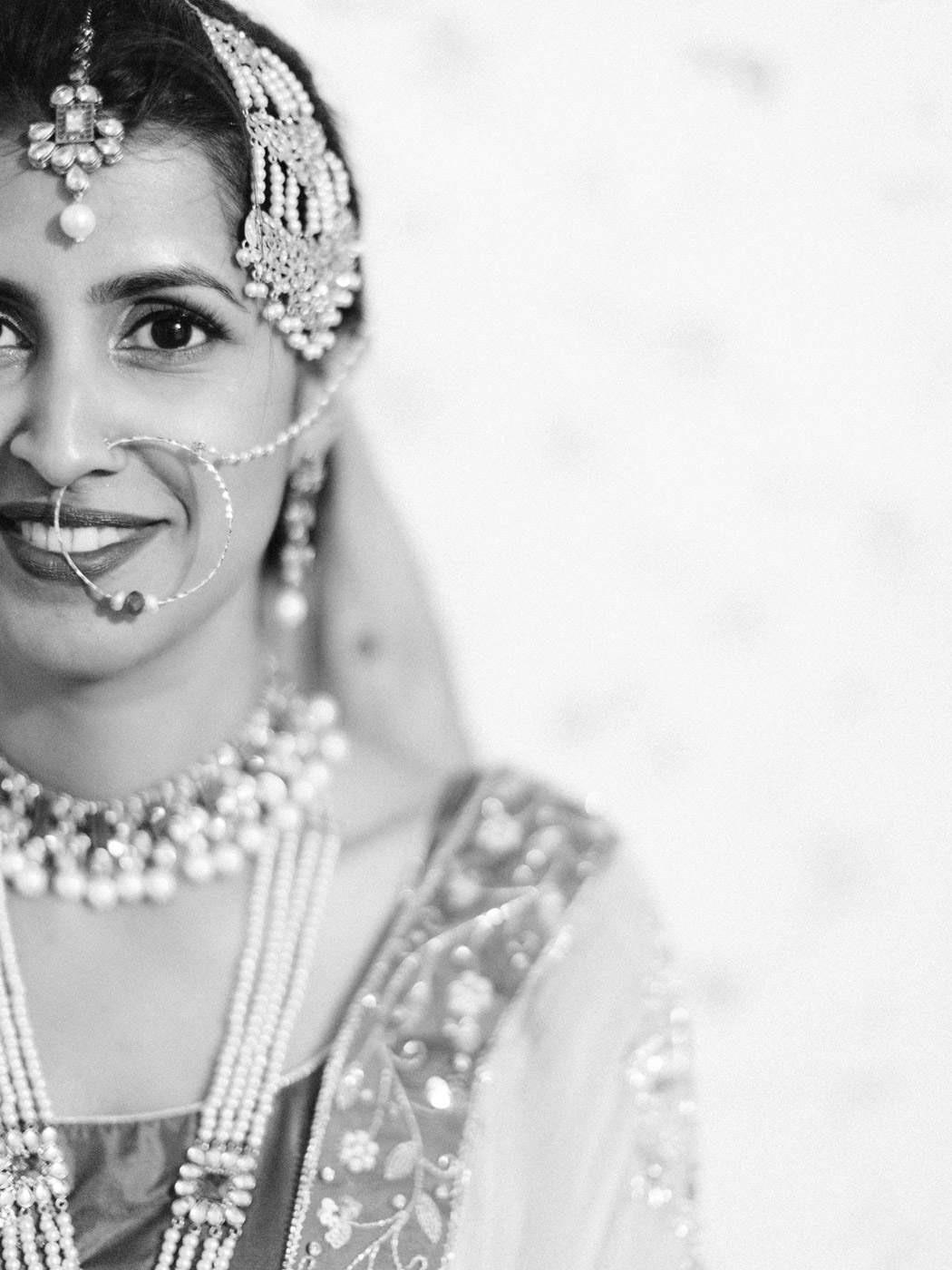 Toronto-Collingwood-wedding-photographer-indian-wedding-documentary100.jpg