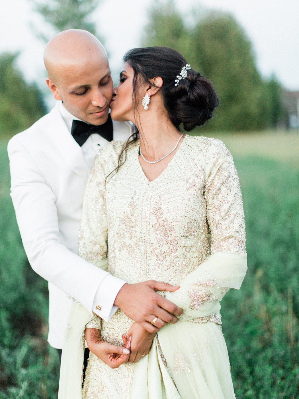 Toronto-Collingwood-wedding-photographer-indian-wedding-documentary176.jpg