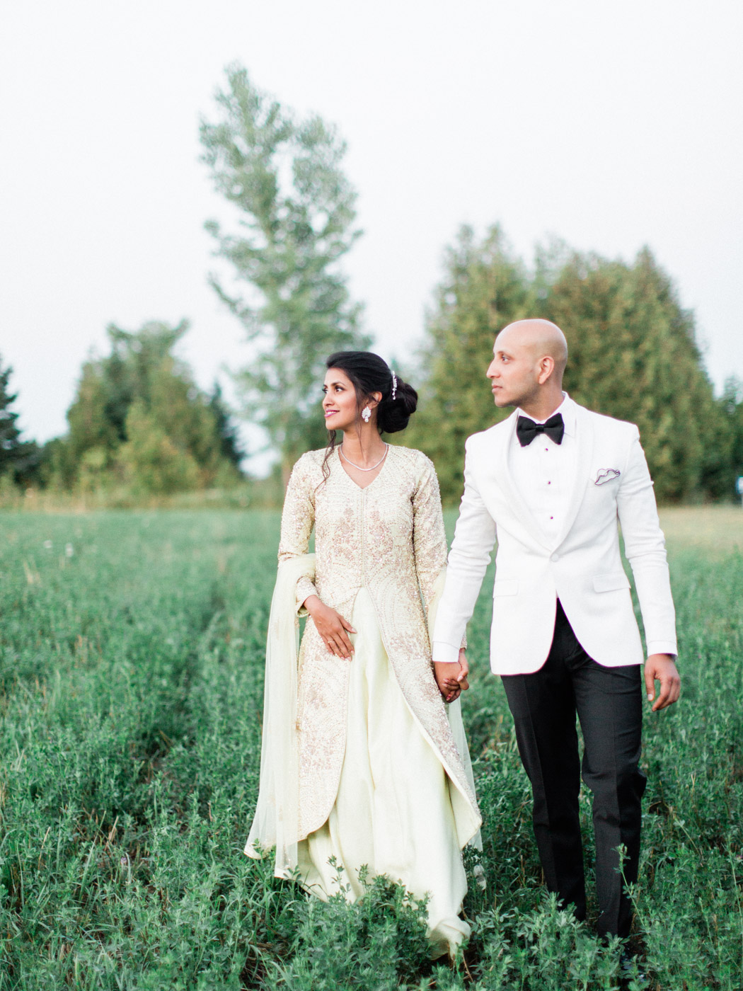 Toronto-Collingwood-wedding-photographer-indian-wedding-documentary179.jpg