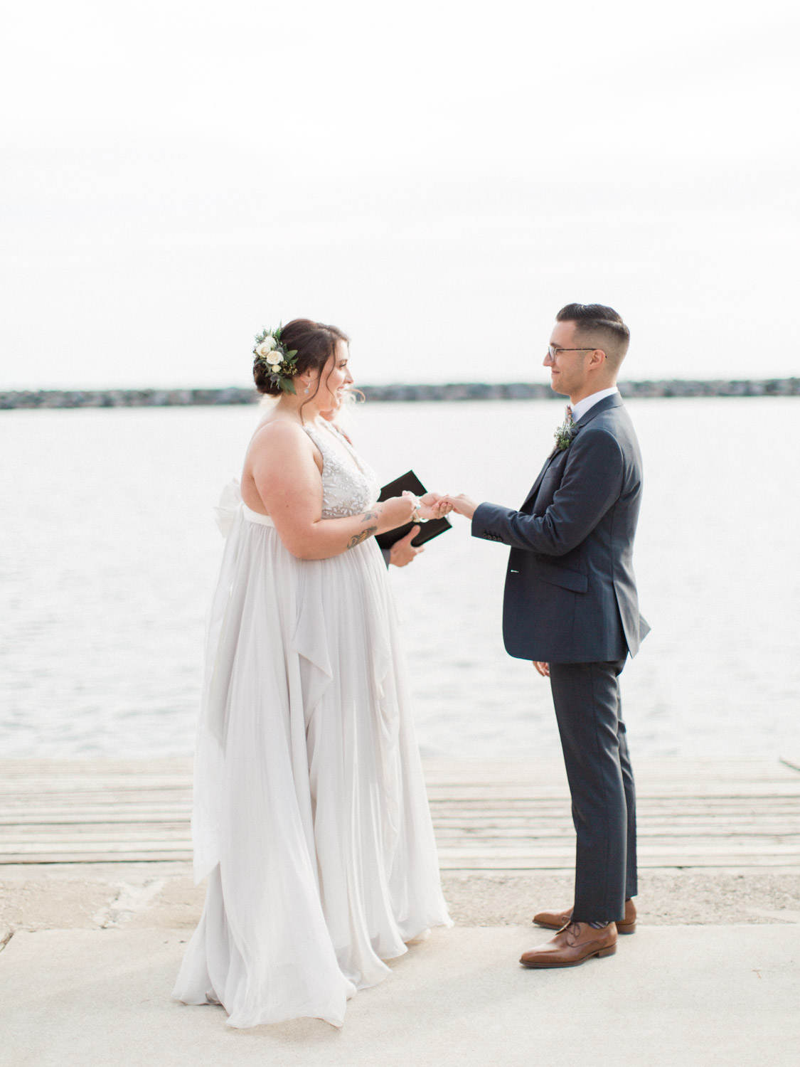 A contemporary wedding photograph in downtown Toronto at the Henley Room, Argonauts Rowing Club