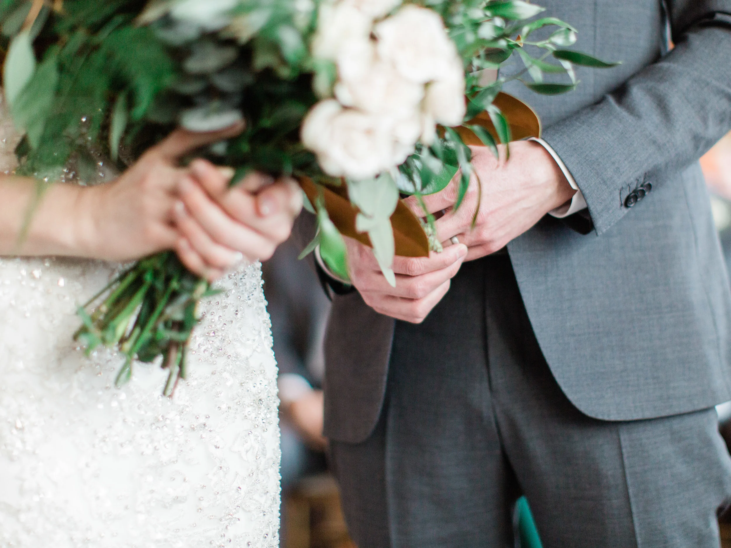 Toronto-wedding-photographer-downtown-winter-wedding-intimate-restaurant-canoe146.jpg
