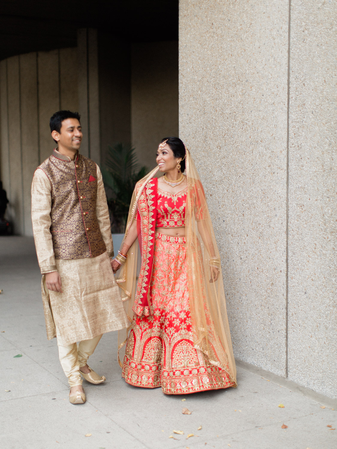 Toronto-wedding-photographer-indian-wedding-downtown-westin-harbour-castle42.jpg