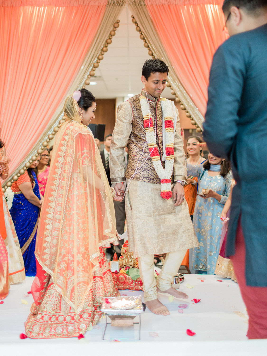 Toronto-wedding-photographer-indian-wedding-downtown-westin-harbour-castle73.jpg