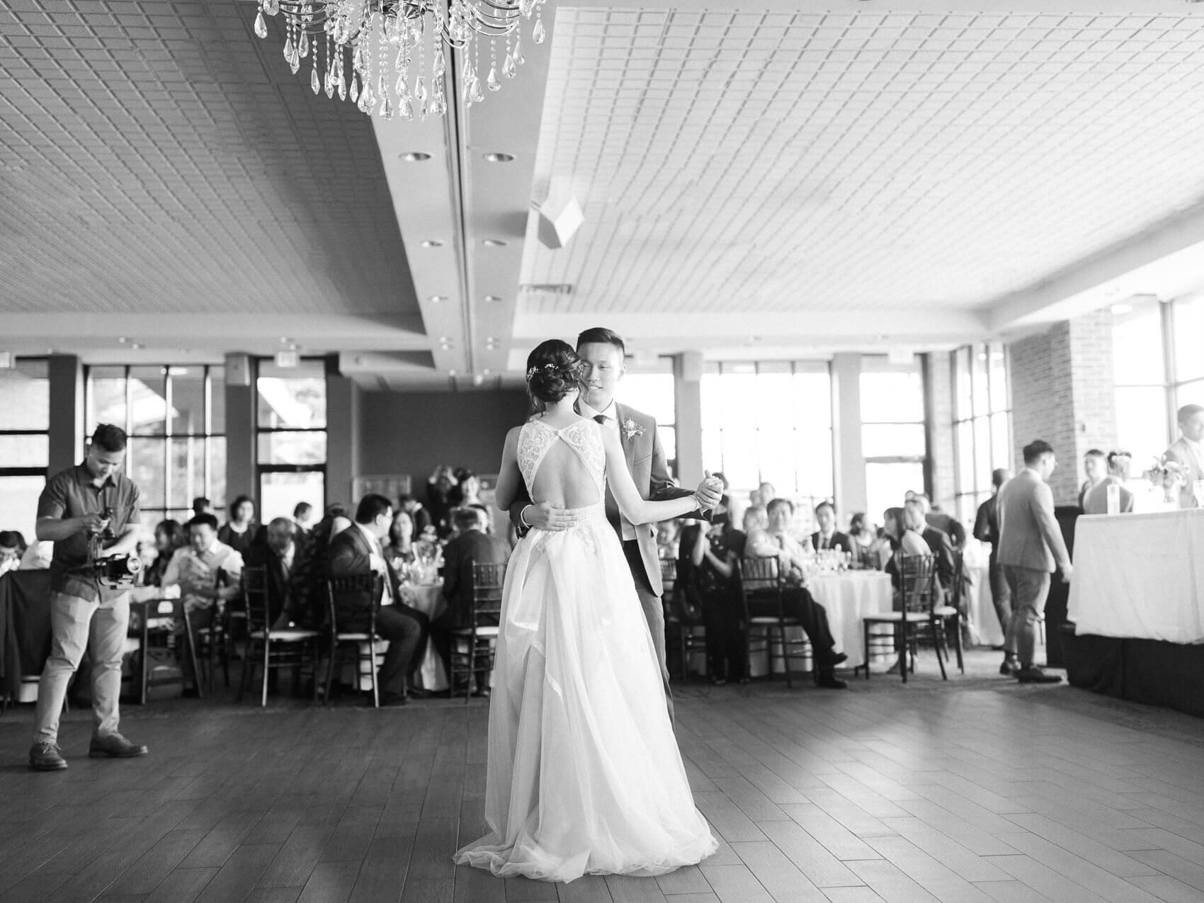 corynn_fowler_photography_toronto_collingwood_muskoka_wedding_photographer_summer_wedding_the_manor_by_peter_and_pauls123.jpg