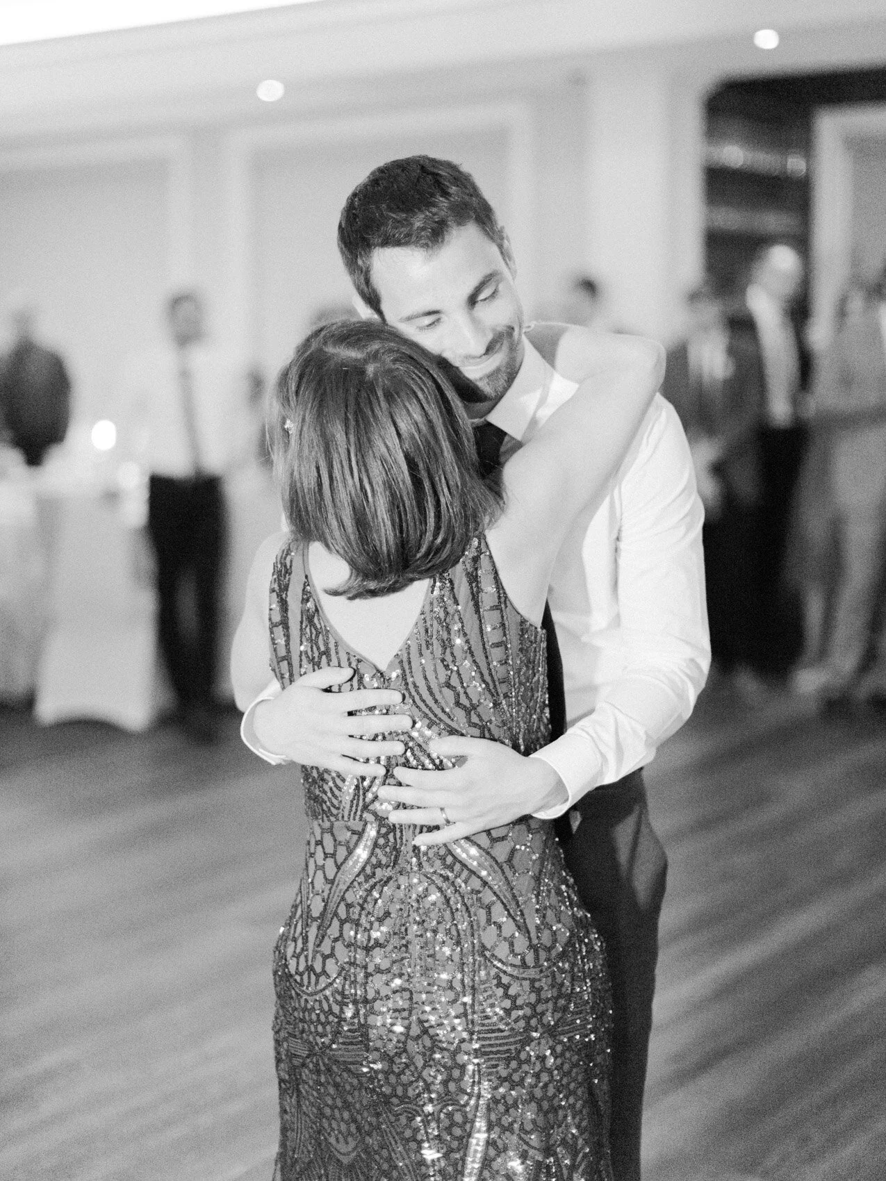 Corynn_Fowler_Photography_Toronto_Collingwood_Wedding_Photographer_Outdoor_Summer_Cobble_Beach_Owen_Sound208.jpg