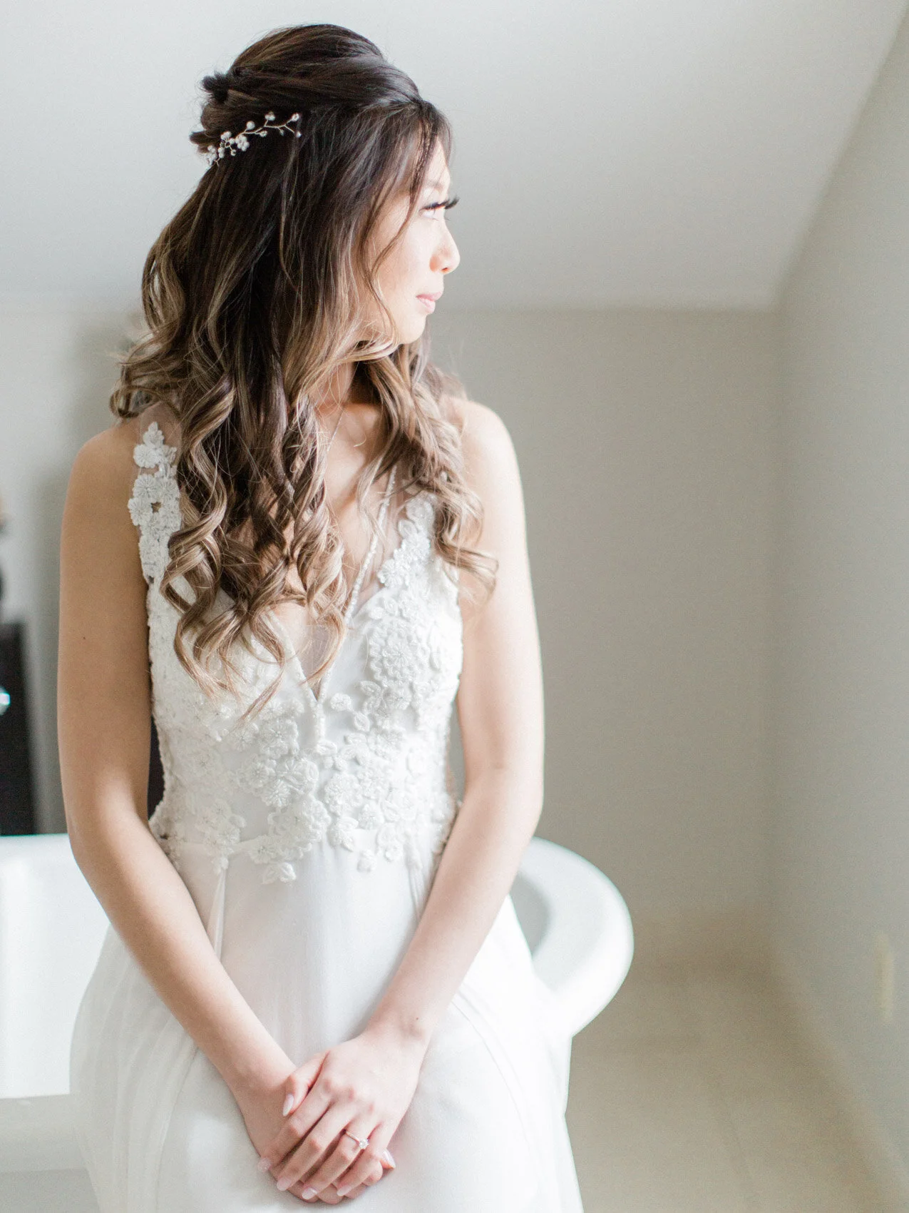 Corynn_Fowler_Photography_Toronto_Collingwood_Wedding_Photographer_candid_Natural_Wedding_Photographs_The_Doctors_House_Kleinburg27.jpg