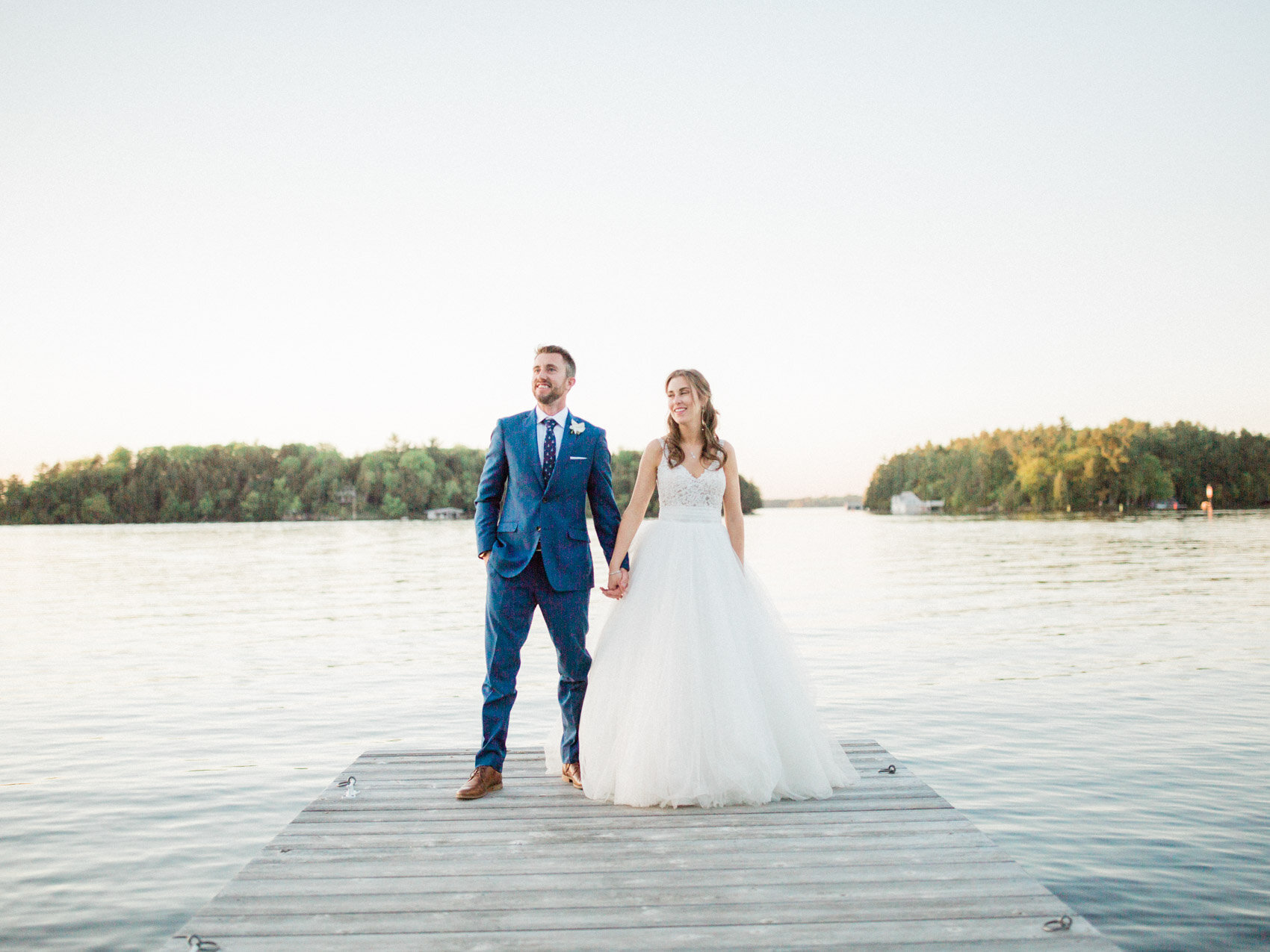 candid and natural wedding photograph in muskoka