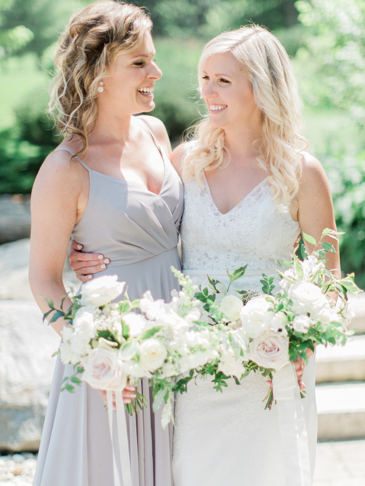 Corynn_Fowler_Photography_Toronto_Collingwood_Wedding_Photographer_candid_Natural_outdoor_Wedding_Relaxed_Lora_Bay_Thornbury52.jpg