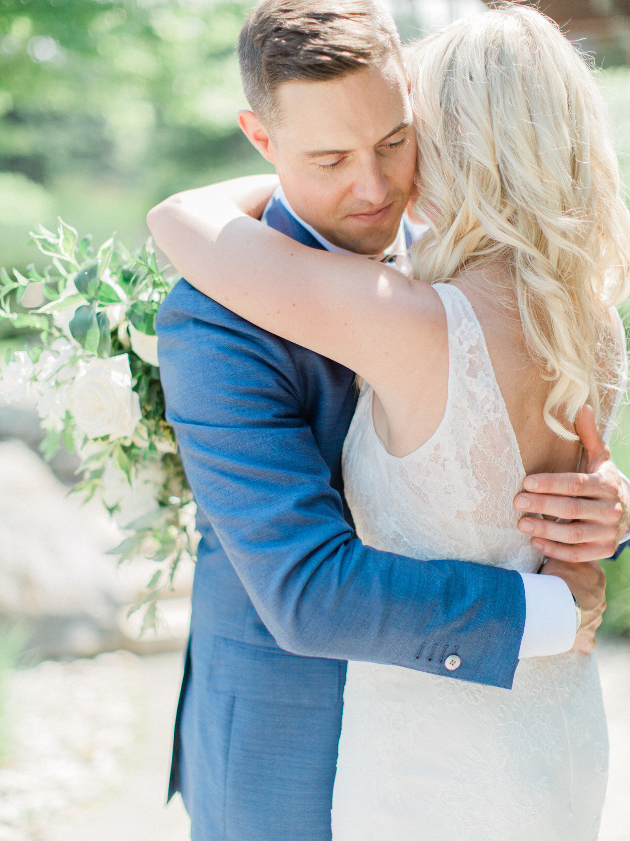 Corynn_Fowler_Photography_Toronto_Collingwood_Wedding_Photographer_candid_Natural_outdoor_Wedding_Relaxed_Lora_Bay_Thornbury66.jpg