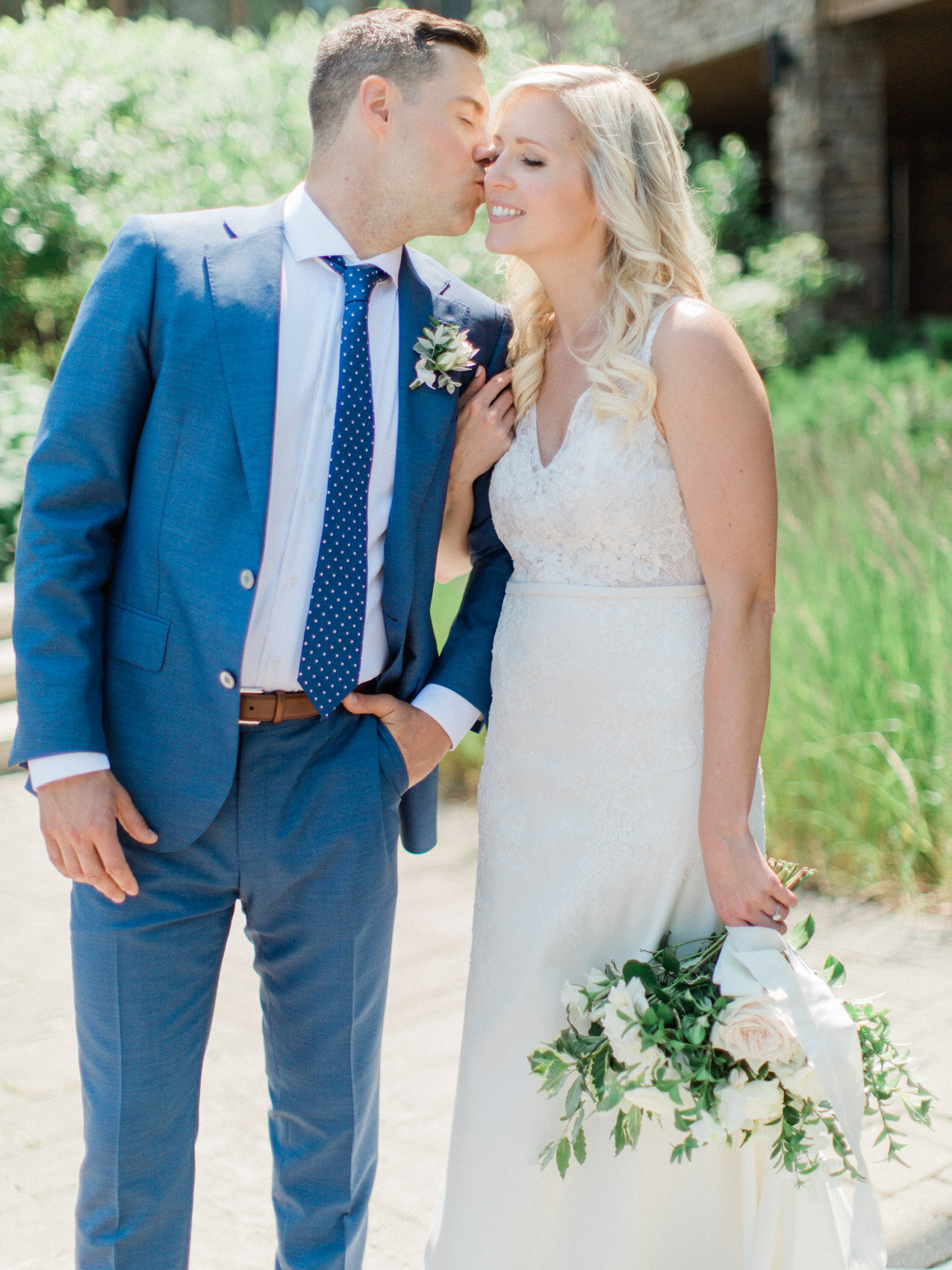 Corynn_Fowler_Photography_Toronto_Collingwood_Wedding_Photographer_candid_Natural_outdoor_Wedding_Relaxed_Lora_Bay_Thornbury69.jpg