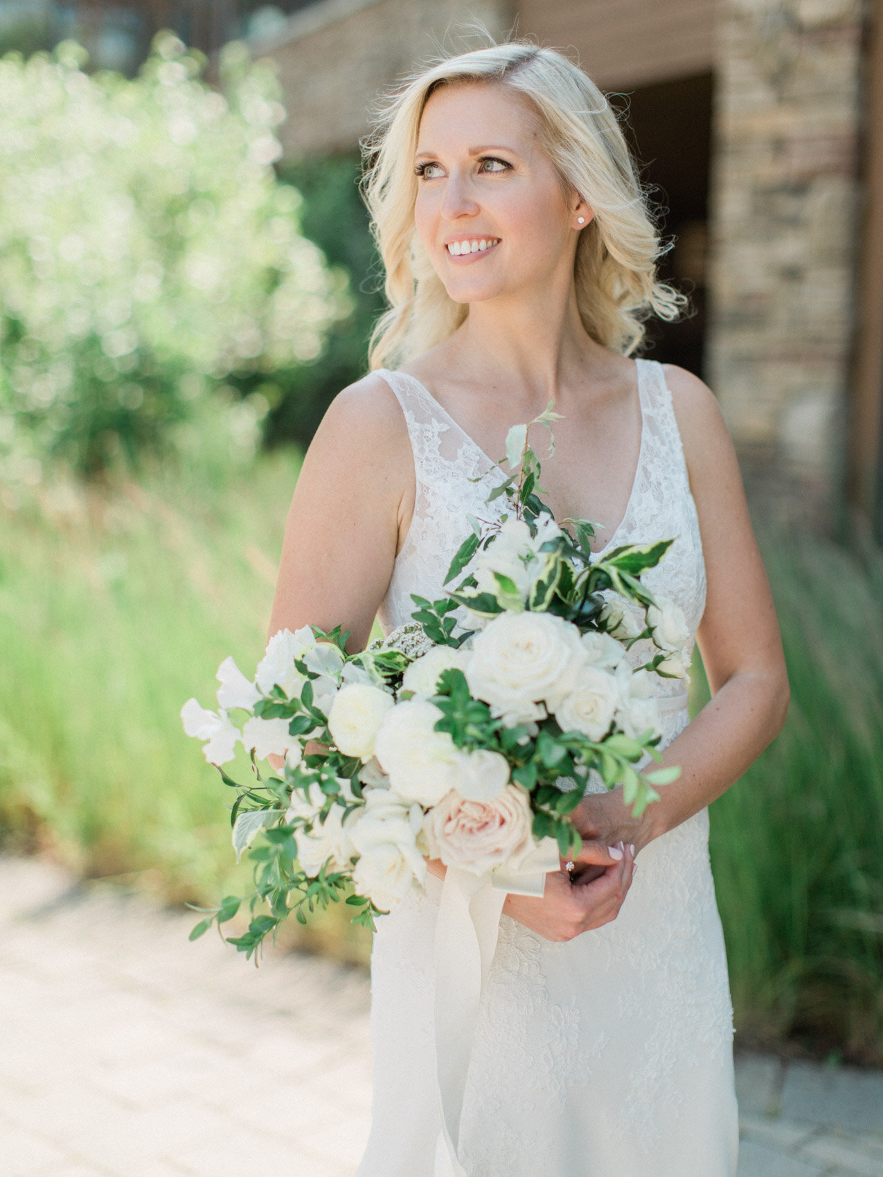 Corynn_Fowler_Photography_Toronto_Collingwood_Wedding_Photographer_candid_Natural_outdoor_Wedding_Relaxed_Lora_Bay_Thornbury91.jpg