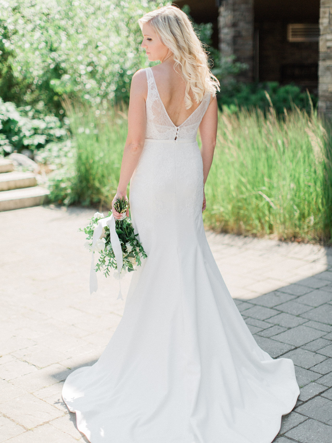 Corynn_Fowler_Photography_Toronto_Collingwood_Wedding_Photographer_candid_Natural_outdoor_Wedding_Relaxed_Lora_Bay_Thornbury94.jpg