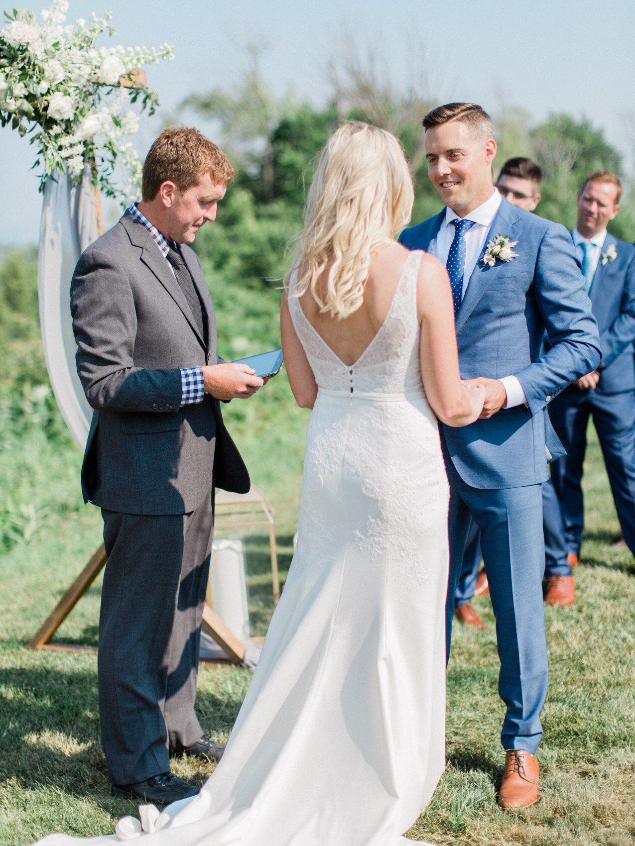 Corynn_Fowler_Photography_Toronto_Collingwood_Wedding_Photographer_candid_Natural_outdoor_Wedding_Relaxed_Lora_Bay_Thornbury146.jpg