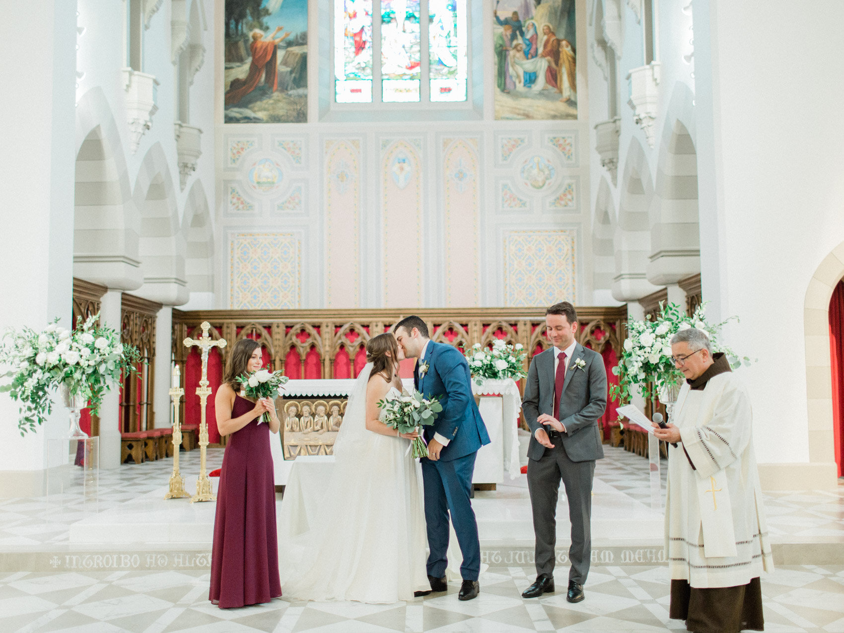 Corynn_Fowler_Photography_Toronto_Collingwood_Wedding_Photographer_candid_Natural_outdoor_Wedding_Relaxed_downtown_Toronto_Wedding_Palais_Royale50.jpg