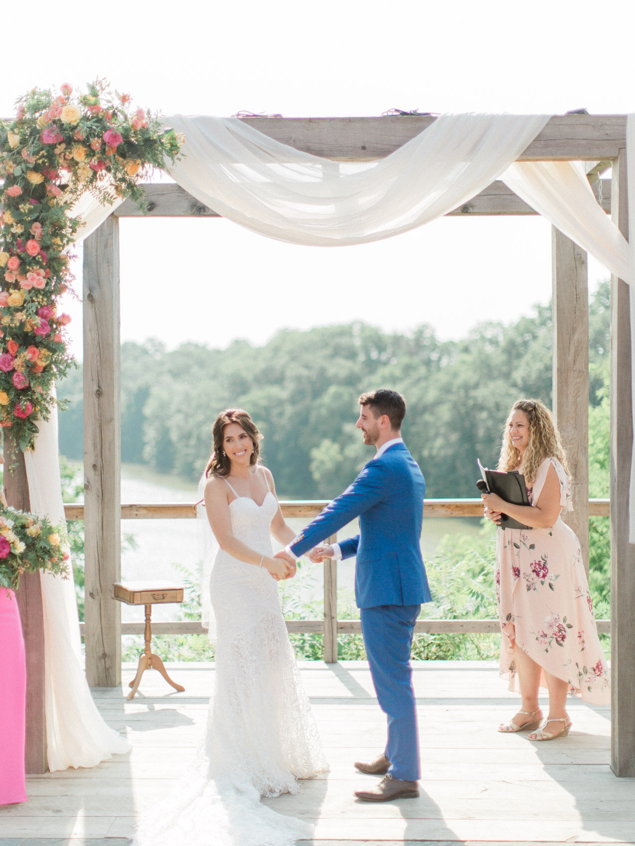 Corynn_Fowler_Photography_Toronto_Collingwood_Wedding_Photographer_candid_Natural_outdoor_Wedding_Relaxed_Niagara_Wedding155.jpg