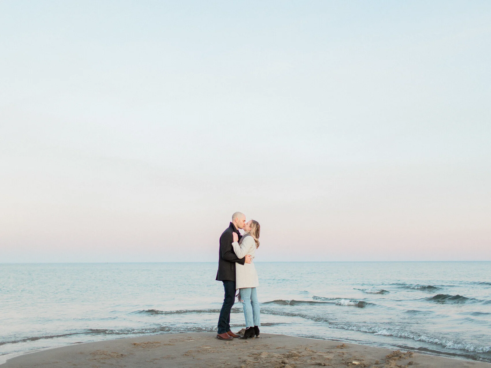 Shauna &amp; Brad's Downdown Toronto Engagement