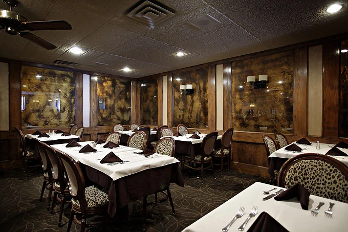 Mr Prime Rib interior 11
