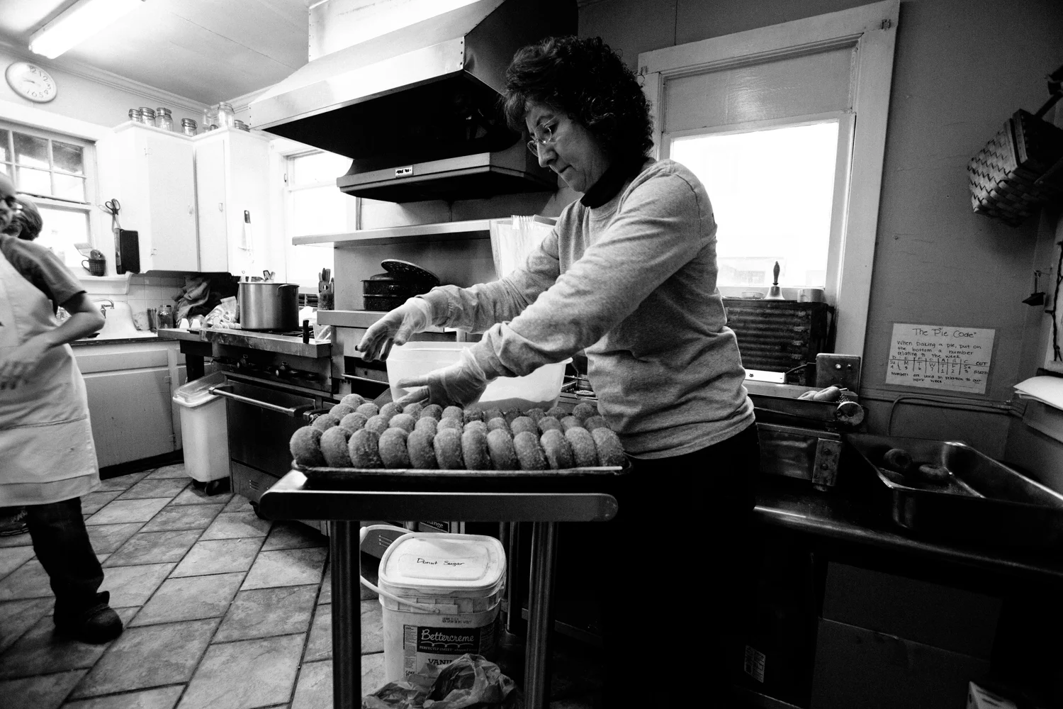 TantillosFarmMarket-CiderDoughnuts-2016-day3-91.jpg
