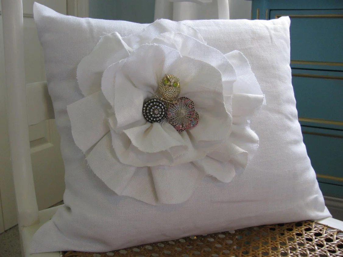 Brooch Pillow 2.jpg