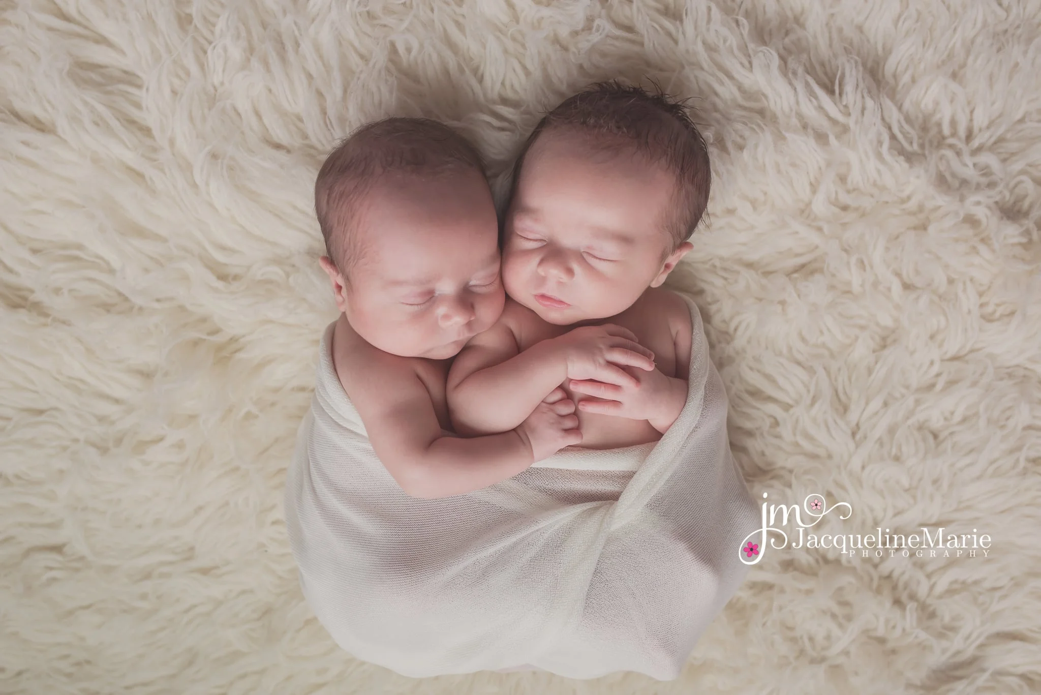 The Blake Twins~Gino & Garin | Newborn Twin session | Columbus Ohio Newborn Photographer