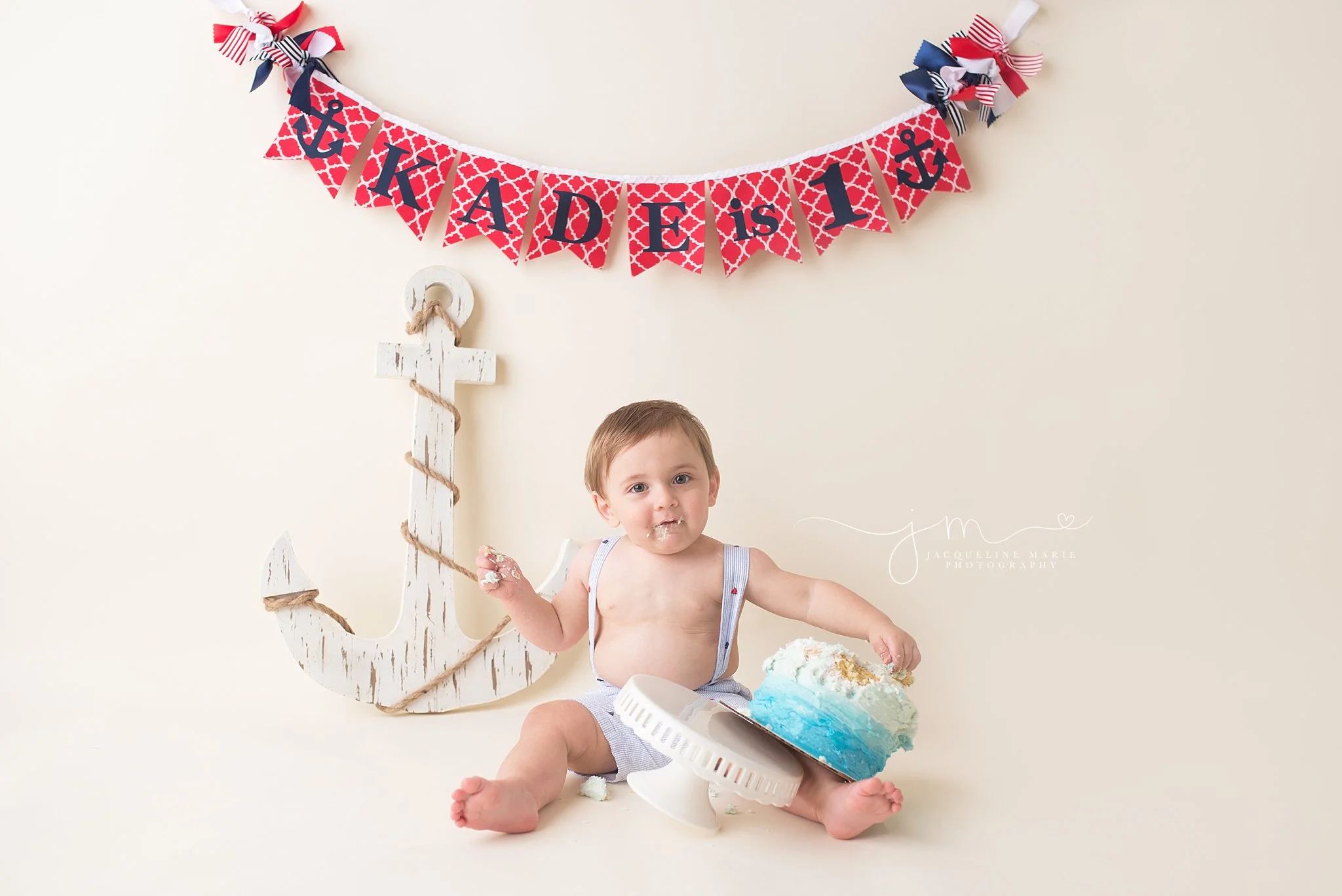 Columbus Ohio baby photographer | First birthday photos cake smash photography Columbus Ohio | Happy First Birthday Kade
