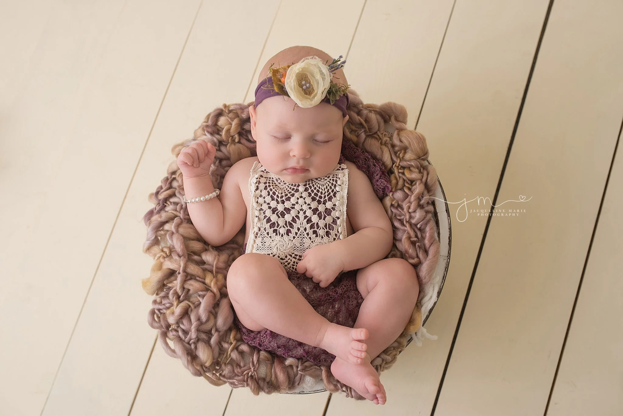 Columbus Ohio baby photographer | 3 month baby milestone pictures | Baby photography Columbus Ohio | Adalyn is 3 months old