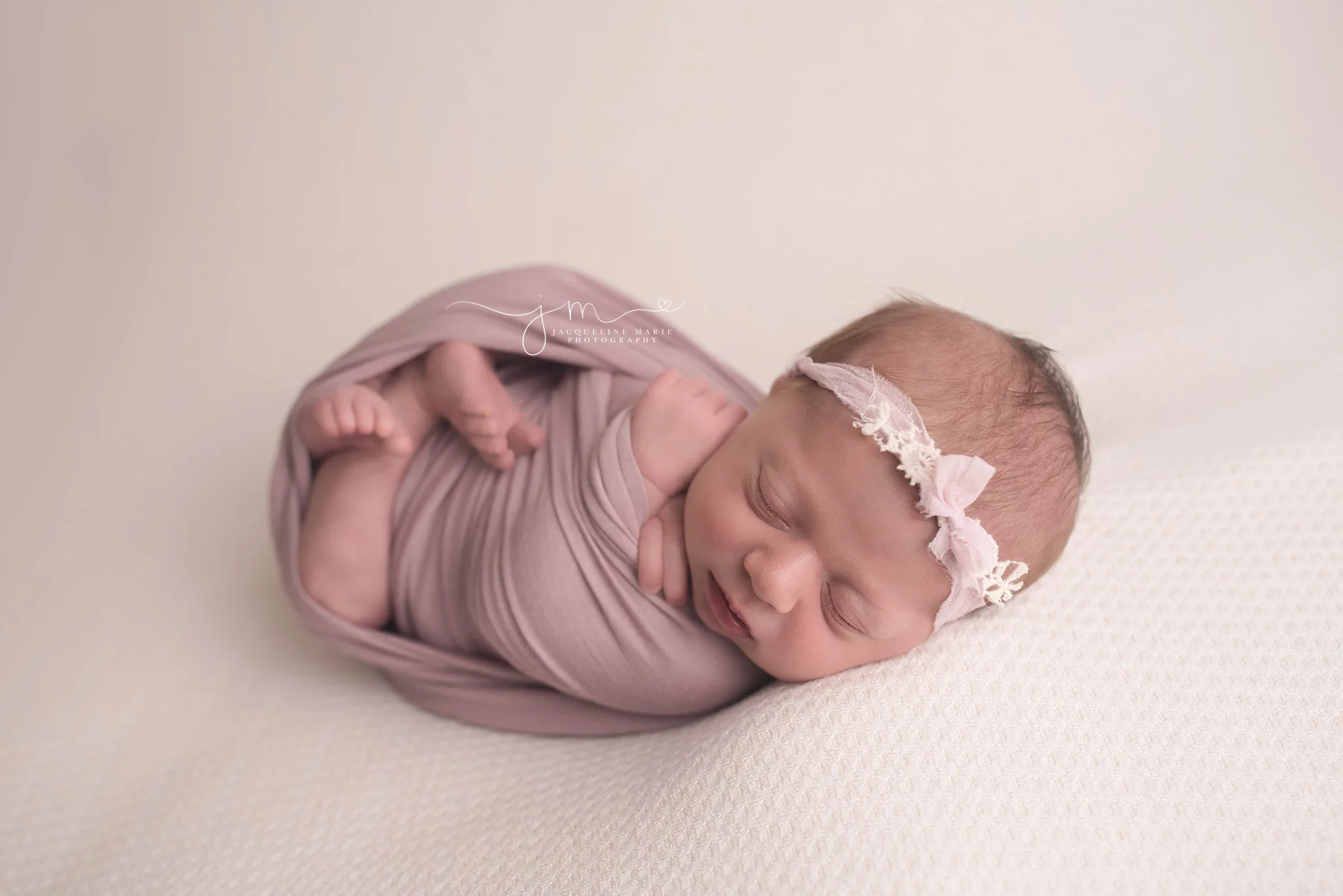 Newborn photography Columbus Ohio | Columbus Ohio newborn photographer | Meet Baby Nora