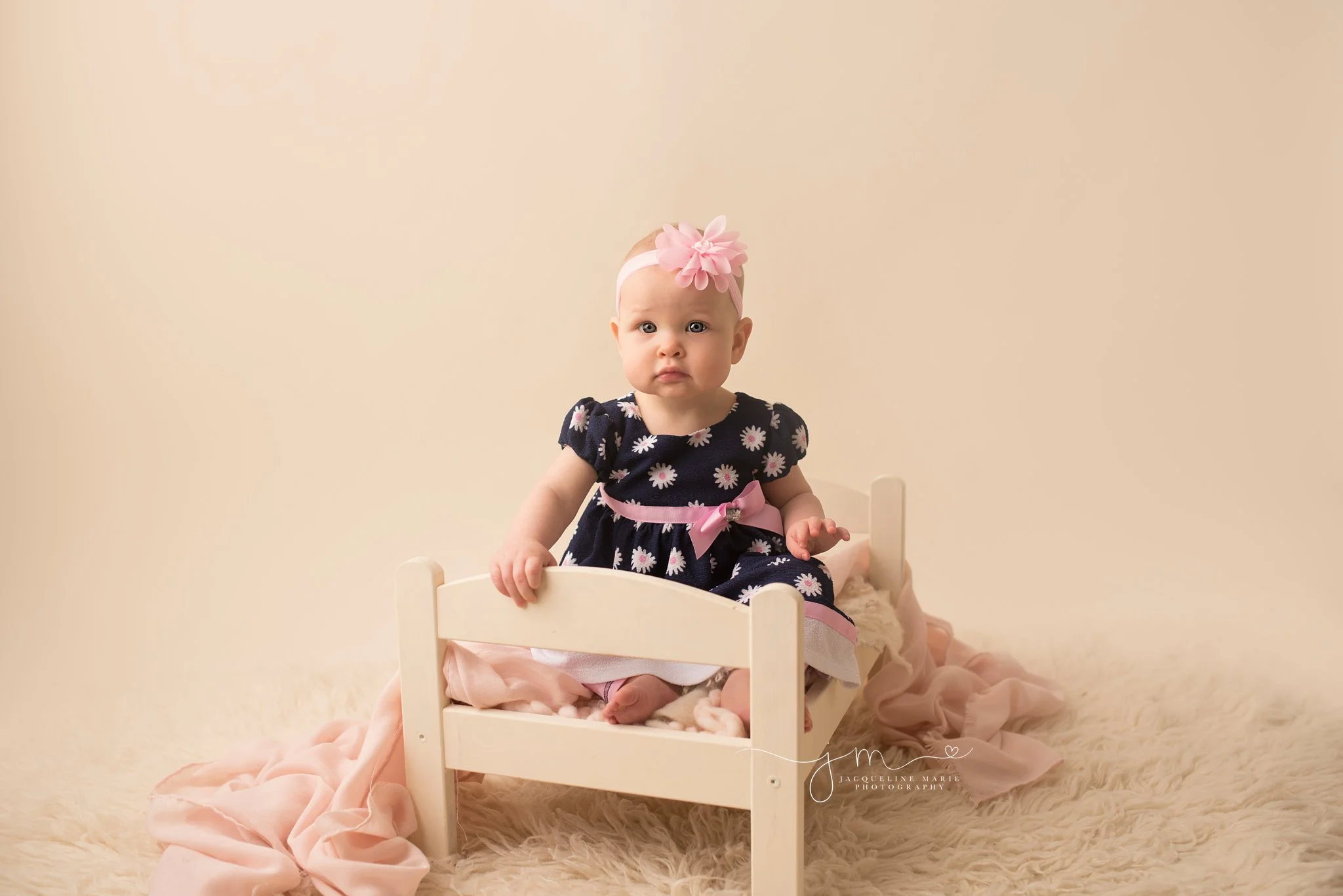 Baby photographer Columbus Ohio | 9 month milestone baby photography | Baby Adalyn