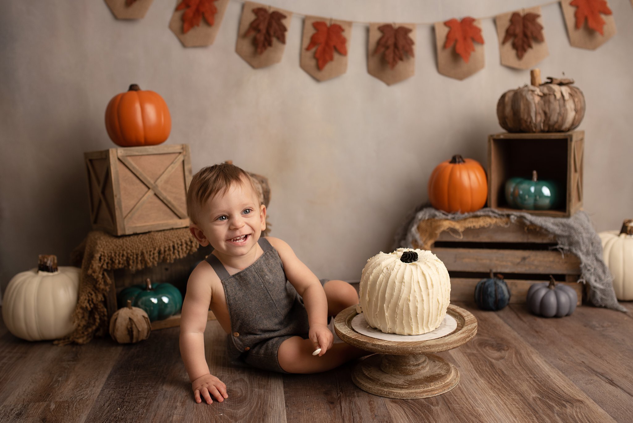 firstbirthday-cakesmash-photography-columbusohio_0013.jpg