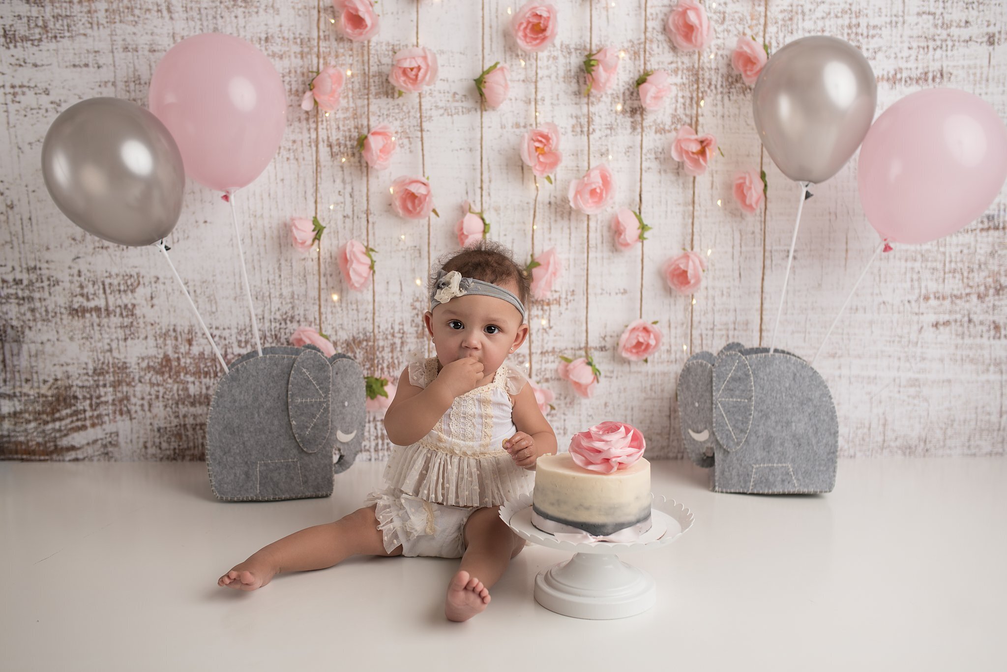 firstbirthday-cakesmash-photography-columbusohio_0017.jpg