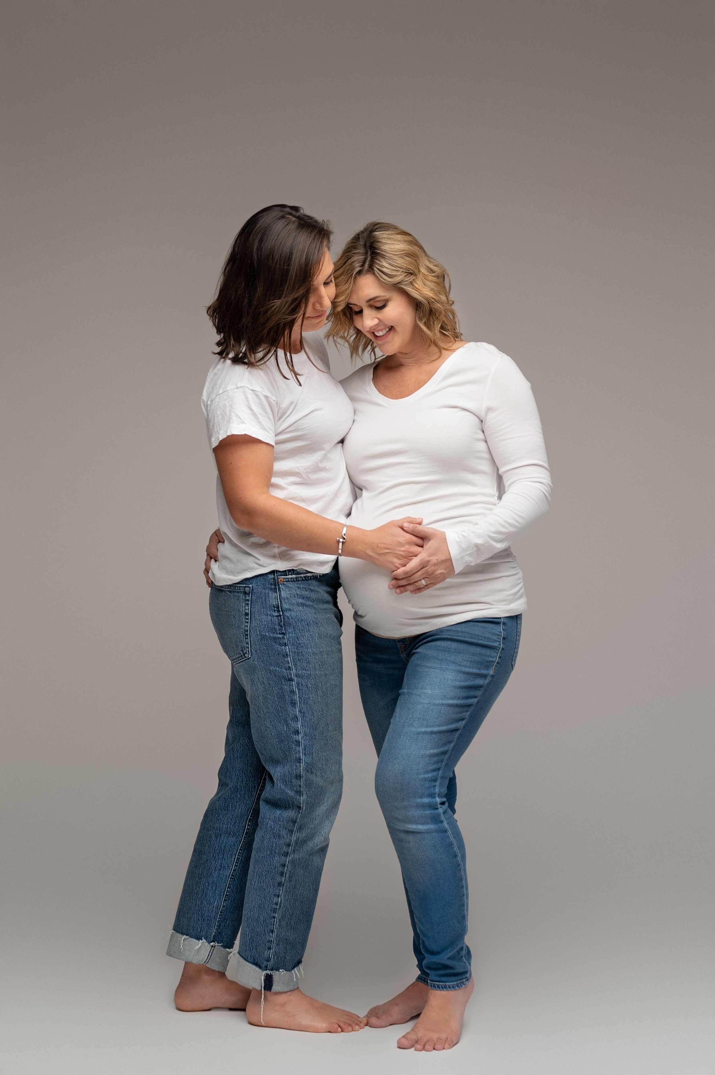 lesbian maternity session columbus Ohio 