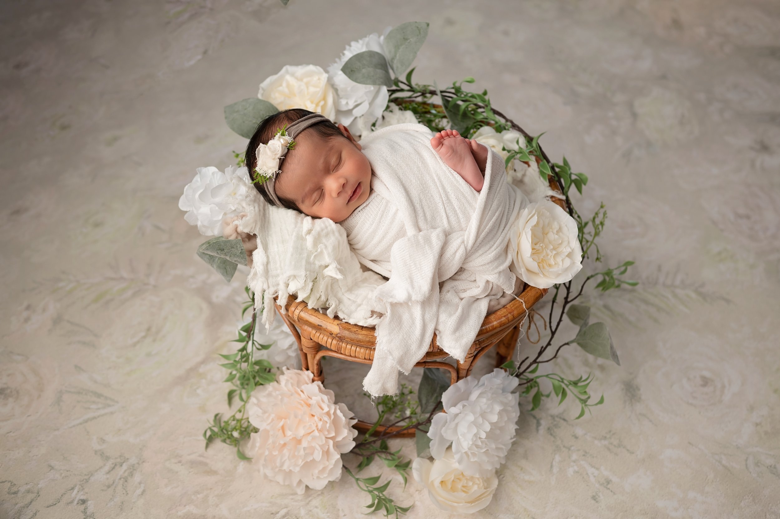 newborn baby girl floral image columbus ohio 