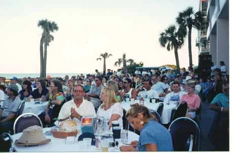 Holiday Inn (Crowne Plaza) Outside Concerts