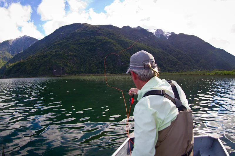 Gonzalo casting to the reeds.....