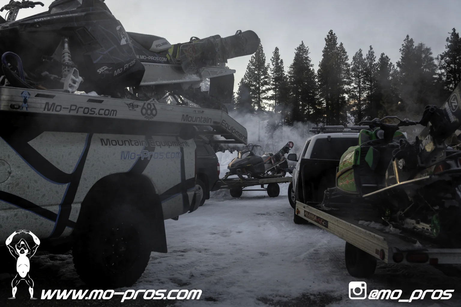 7_snowmobile bag_Snowmobile_timbersled bag_gas Rack_Gear_Gun Rack_LinQ Snowboard Ski_Ski_Snowbike_Timbersled Rack_Tsaina Rack_CFR rack_Cheetah Factory Racing_Snowboard rack_snowboard_Snowboarding_Tim.jpg