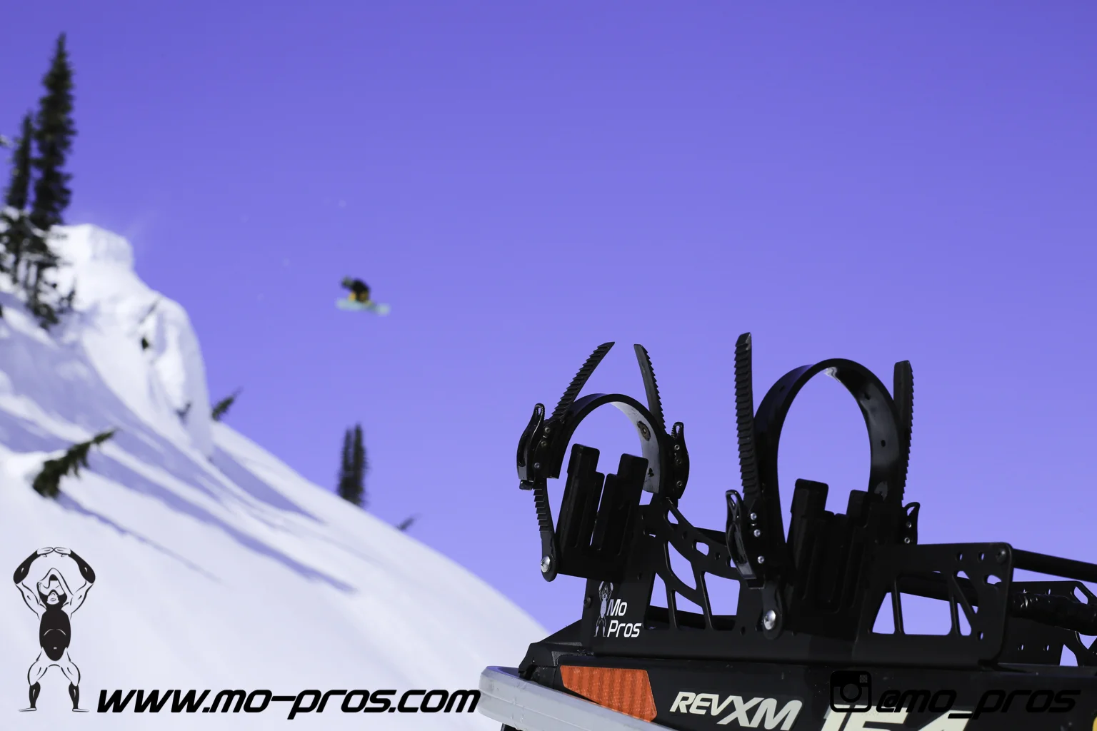 87_snowmobile bag_Snowmobile_timbersled bag_gas Rack_Gear_Gun Rack_LinQ Snowboard Ski_Ski_Snowbike_Timbersled Rack_Tsaina Rack_CFR rack_Cheetah Factory Racing_Snowboard rack_snowboard_Snowboarding_Ti.jpg