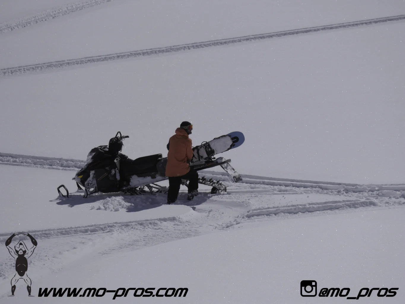 88_CFR rack_Cheetah Factory Racing_Snowboard rack_snowboard_snowmobile bag_Snowmobile_timbersled bag_gas Rack_Gear_Gun Rack_LinQ Snowboard Ski_Ski_Snowbike_Timbersled Rack_Tsaina Rack_Snowboarding_Ti.jpg