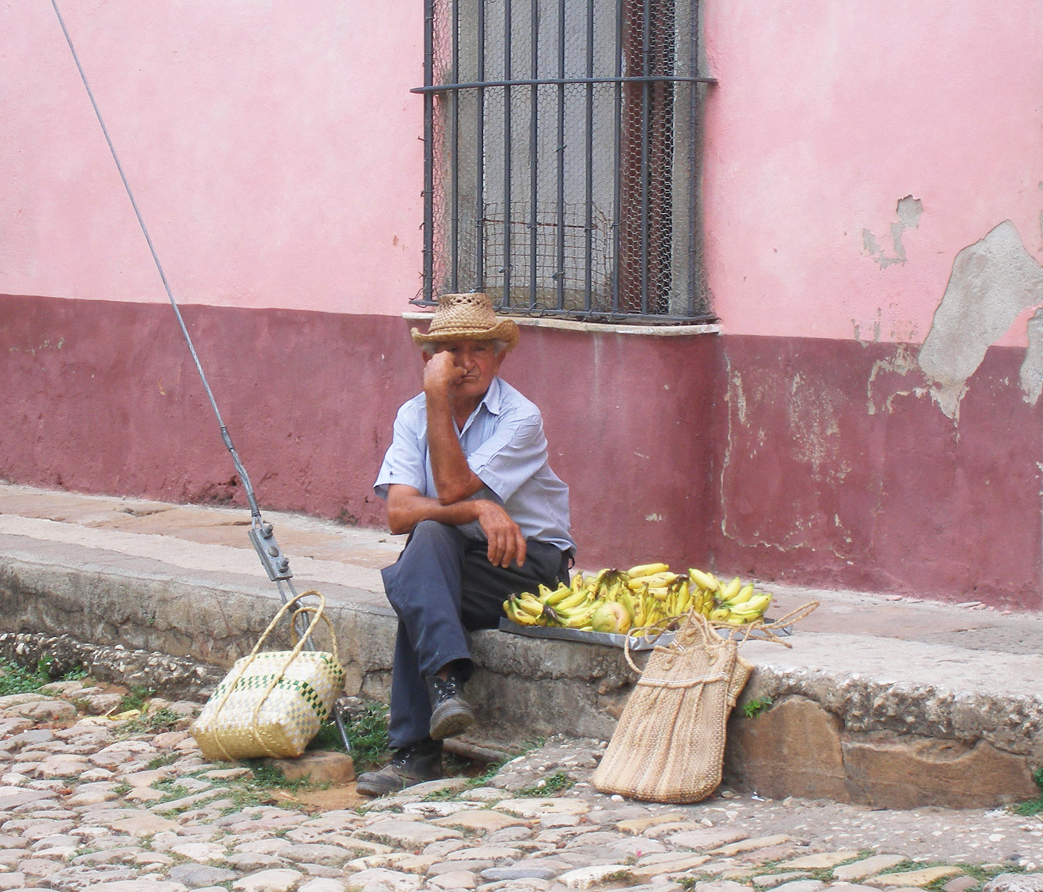 Cuba_Banana_Seller_Trinidade.jpg