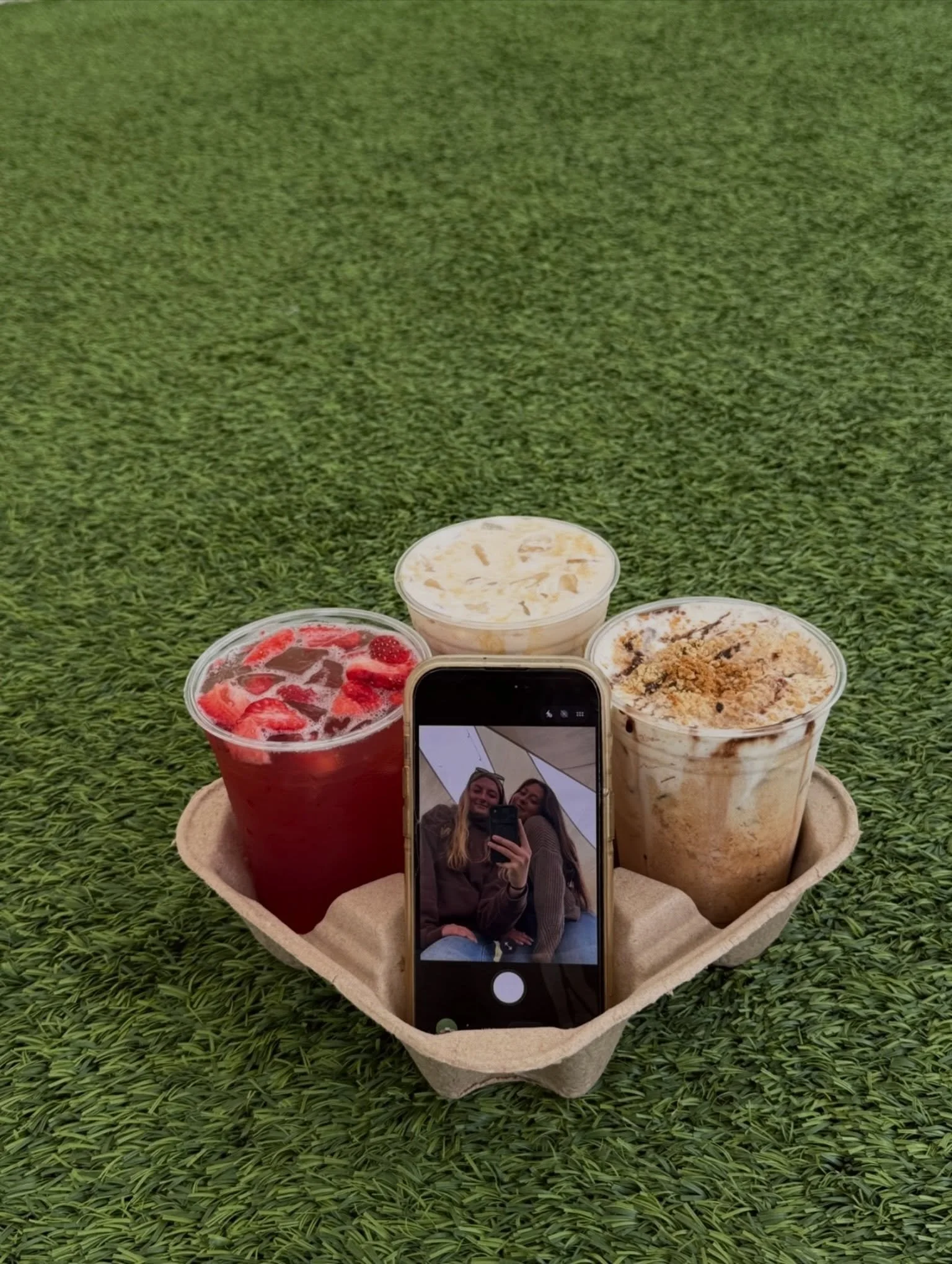 our new july flavors are dropping tonight!! 

🤎s&rsquo;mores latte (can come hot or iced) with marshmallow cold foam + graham cracker topping
🍓strawberry a&ccedil;a&iacute; refresher with lemonade or water
☕️sea salt caramel cold foam cold brew
🍁 