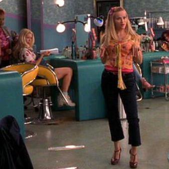 Working in a High End Salon Made Me Hate the Rich