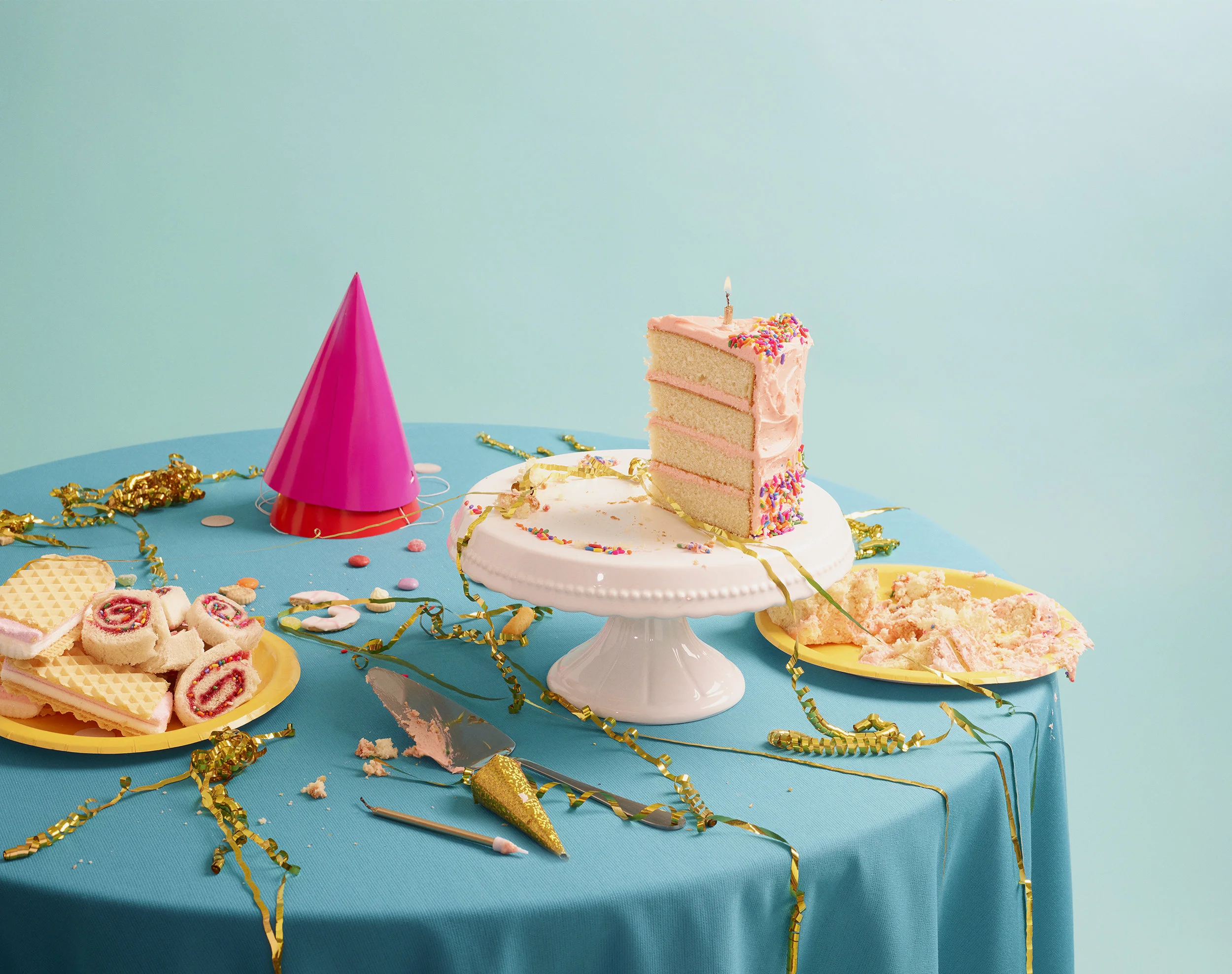 VL886_BirthdayParty_cake_after.jpg